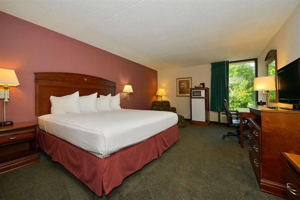 Greenstay & Hotel Springfield